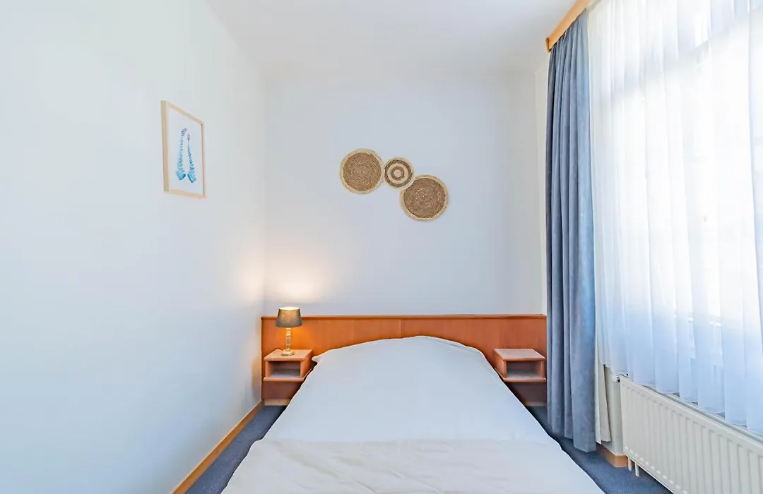 Hotel Le Petit Poete-1