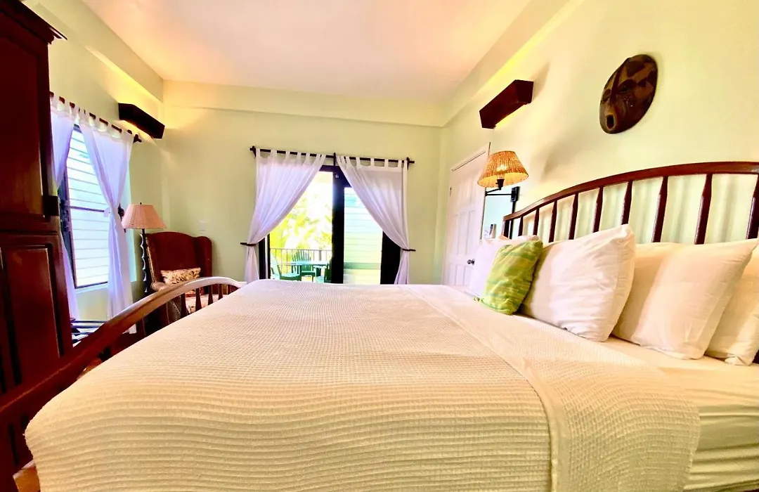 Tranquility Beach Suites-1