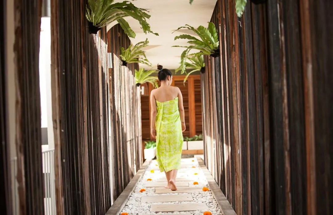 Grandmas Plus Hotel Seminyak-1
