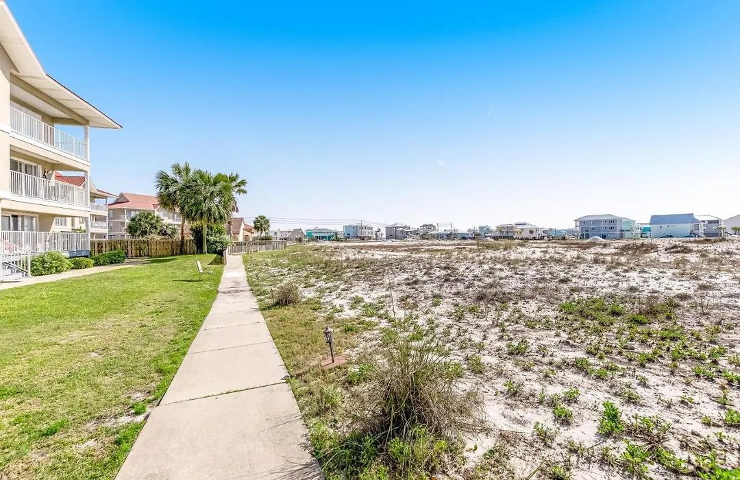 Sunset Harbor Palms 2-108-1
