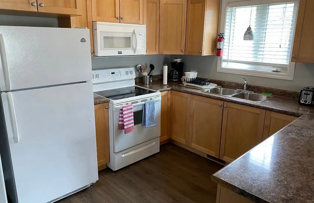 Kingston Comfort Suites - Unit 2-1