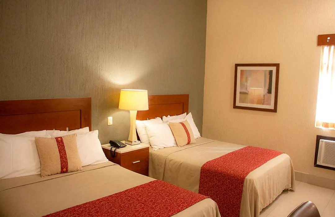 Hotel Fenix-1