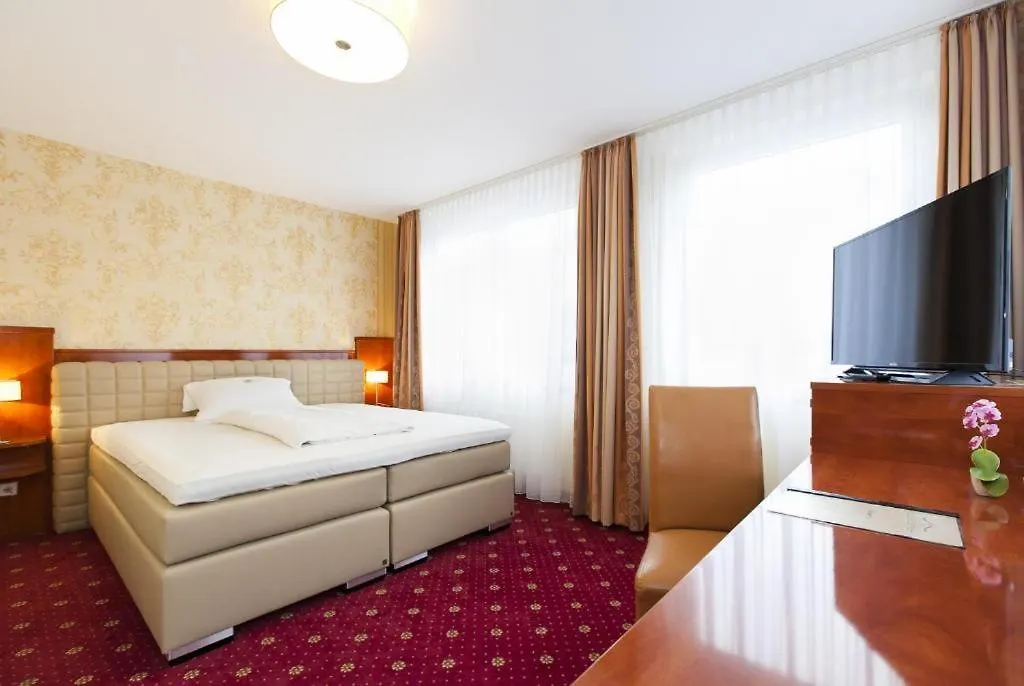 Hotel am Berliner Platz-1