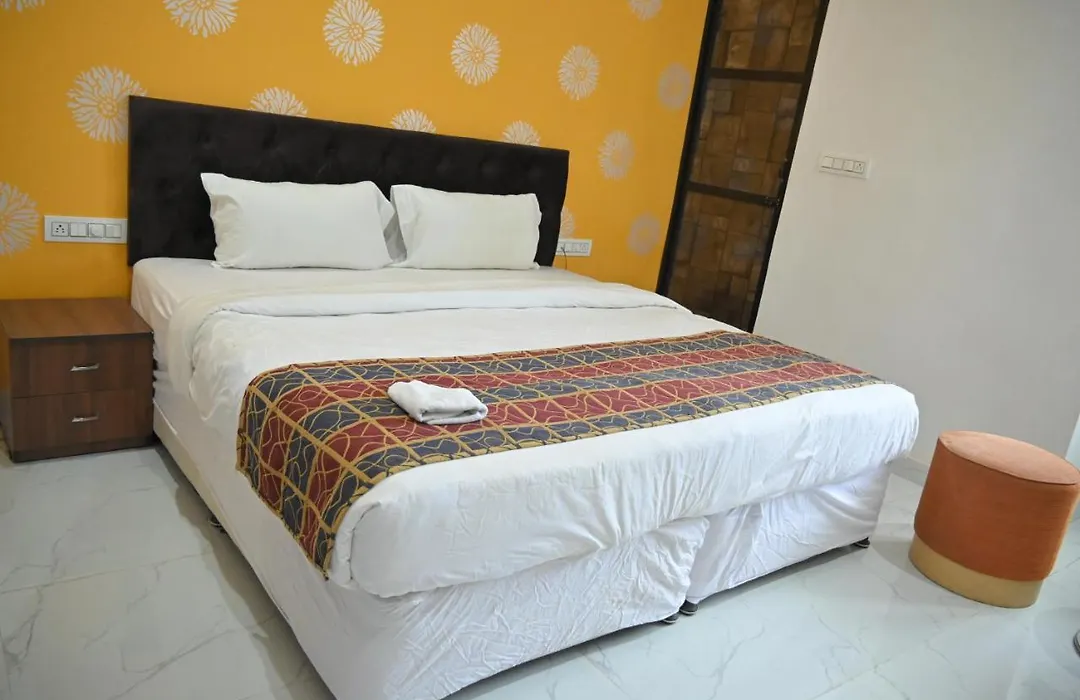 Hotel Apni Haveli-1