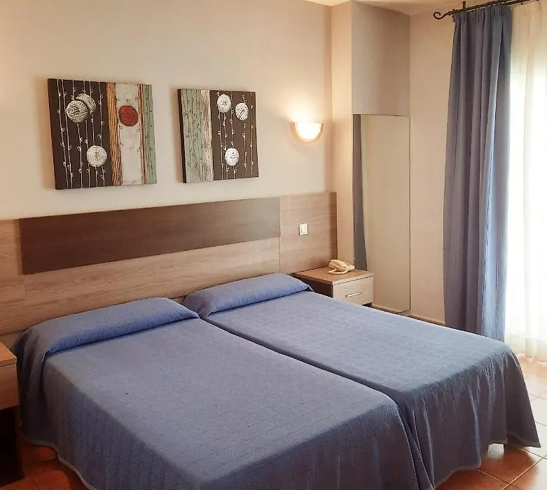 Hostal La Colonia-1