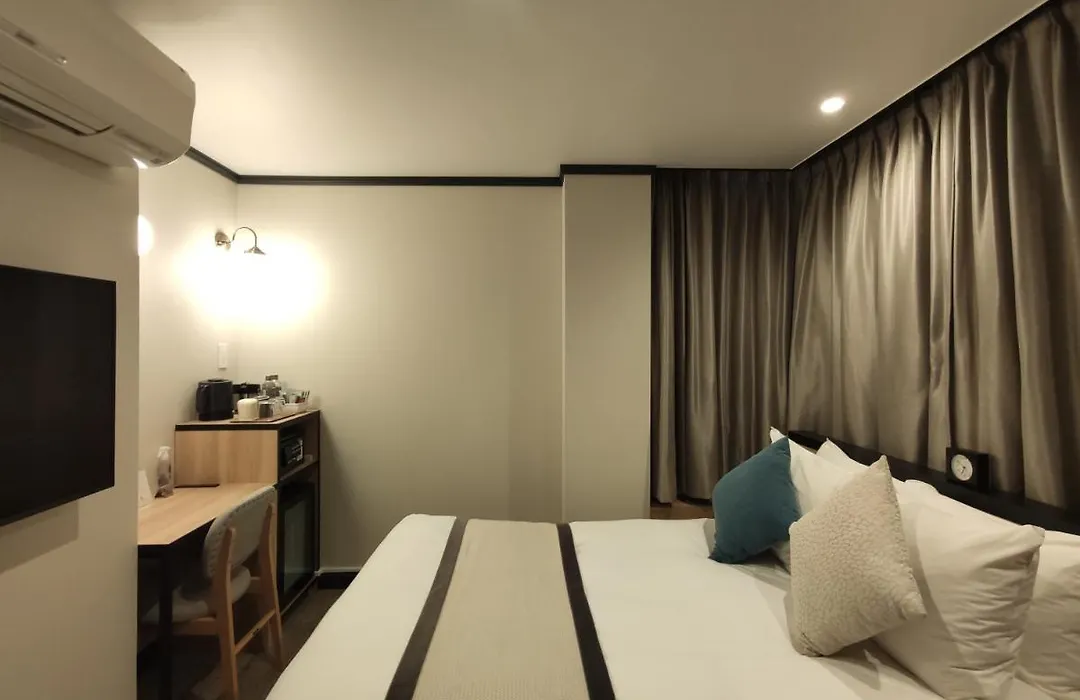 Yksi Sauna & Stay-1