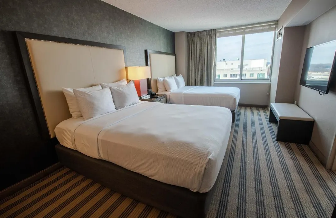 2500 Penn, A Placemakr Experience-1
