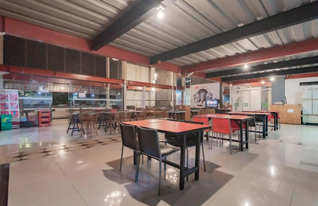 Reddoorz Syariah At Cigadung Raya Street-1