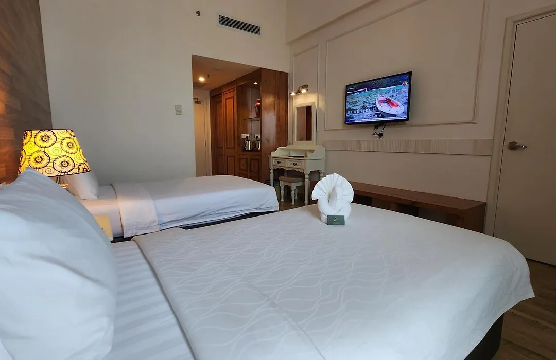 Swan Garden Hotel-1