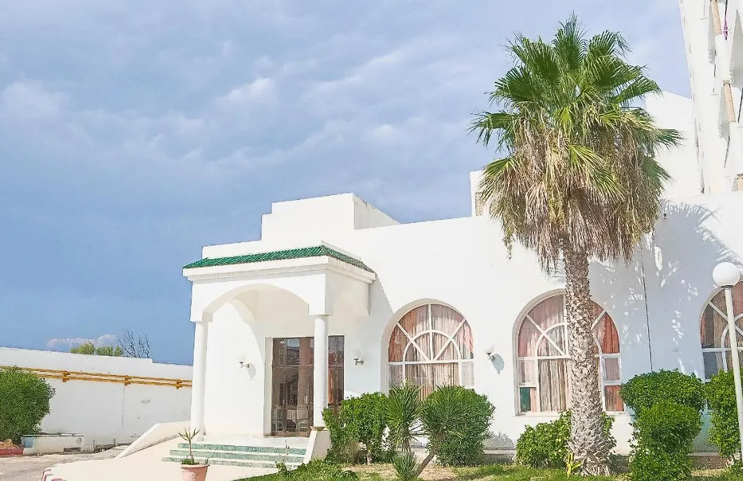 Hotel Royal Jinene Beach & Spa-1