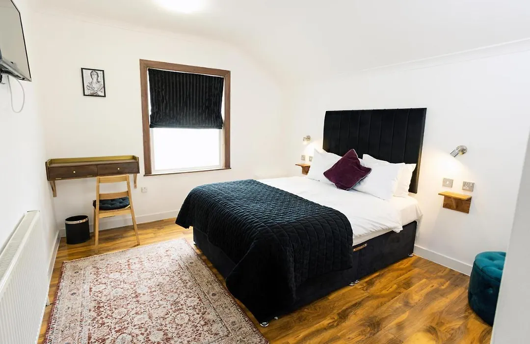 Cambridge House Hotel-1