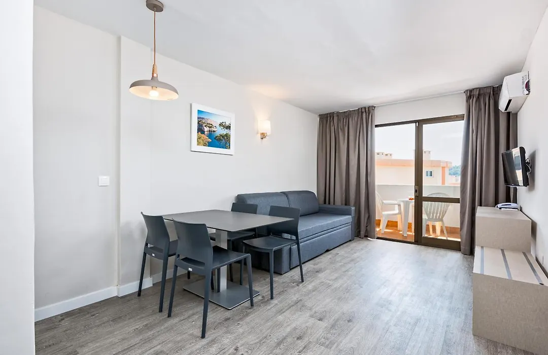 Veramar Aparthotel-1