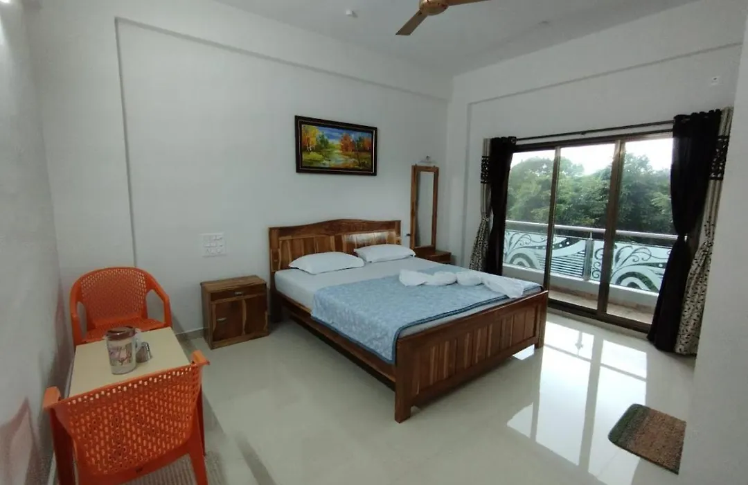 Hotel Kavijay Sea View-1