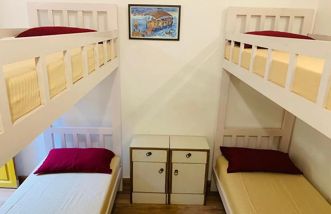 Marquito'S Guest House-1