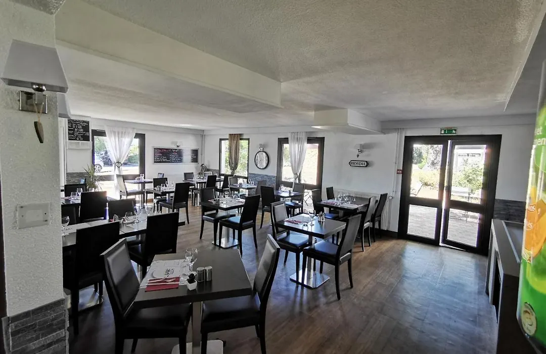 Hotel Inn Design & Restaurant Langres-1