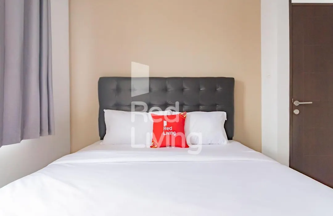 Redliving Apartemen Mekarwangi Square - M Express-1