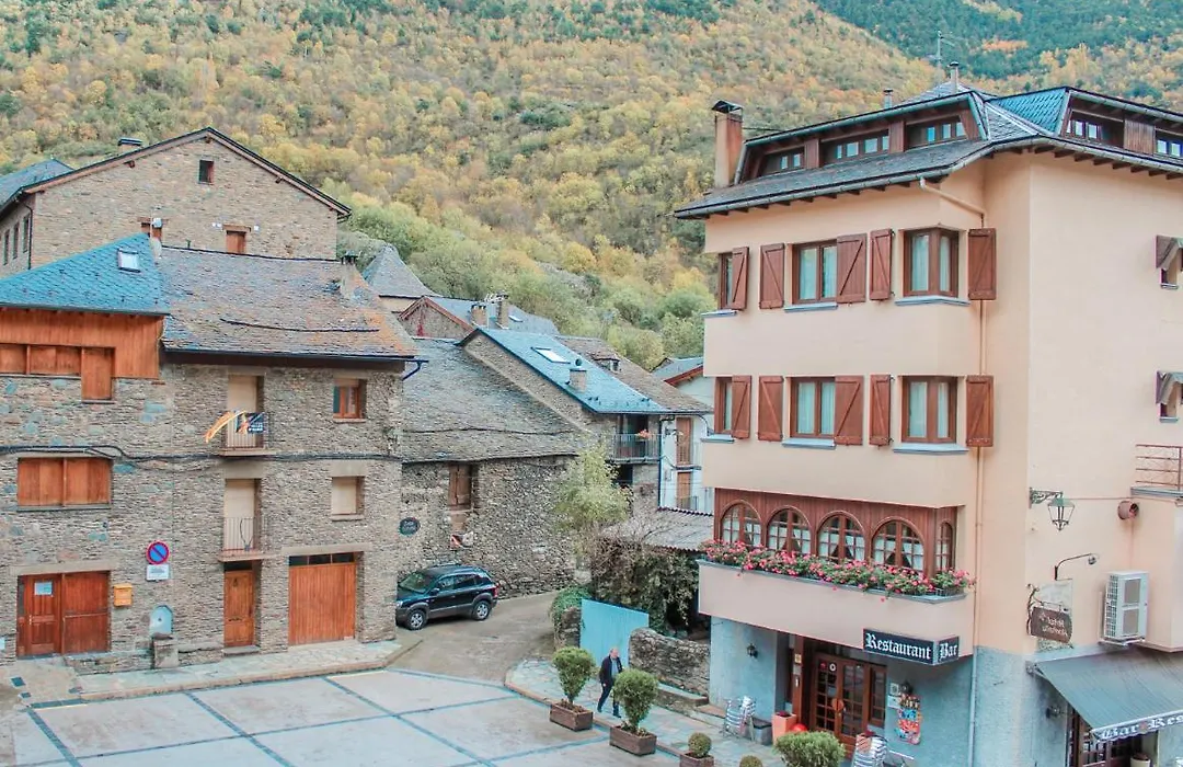 Hotel Saloria-1