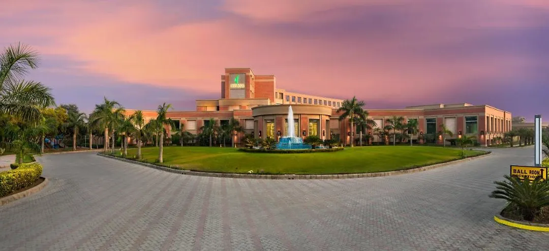 Nirvana Luxury Hotel L Ludhiana-1
