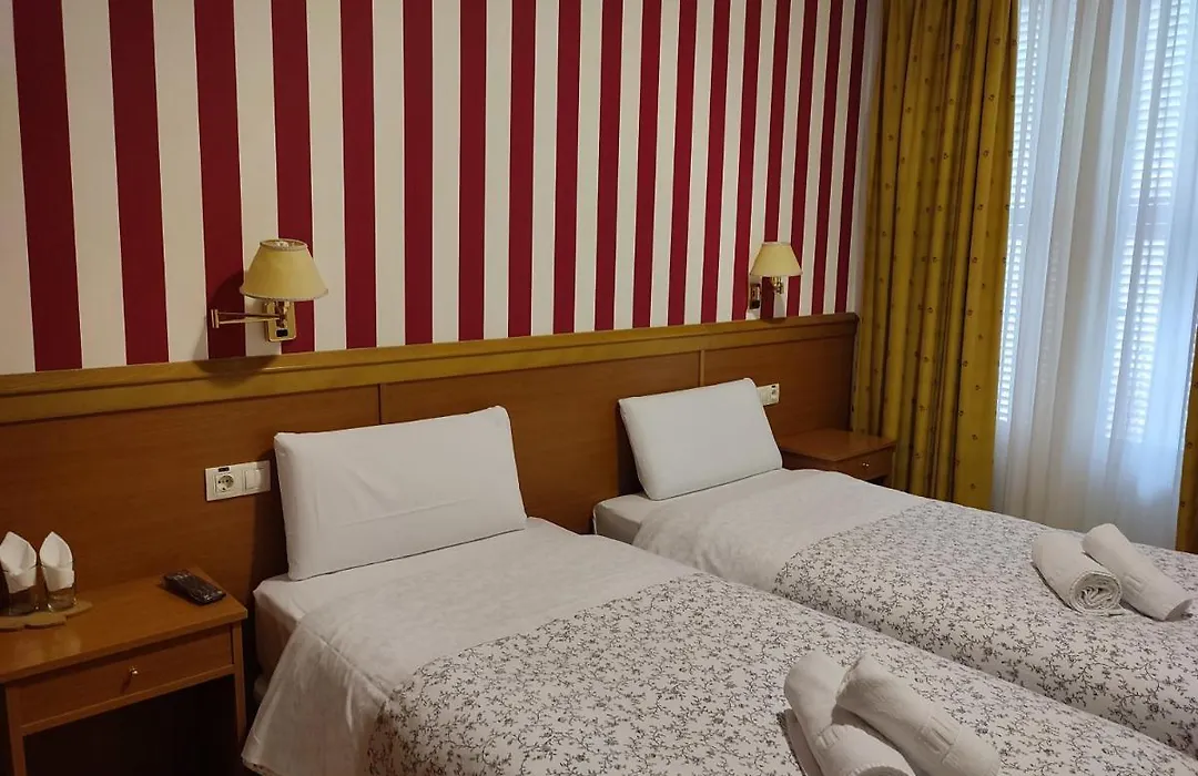 Hostal Salome-1