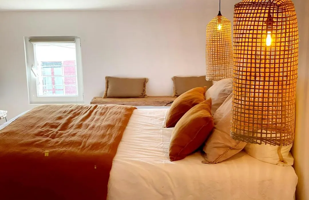 La Maison de Lyna - Suites de charme intra-muros avec parking&autonomie-1