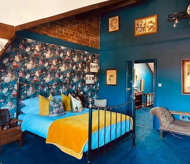 Mollys Boutique Hotel-1