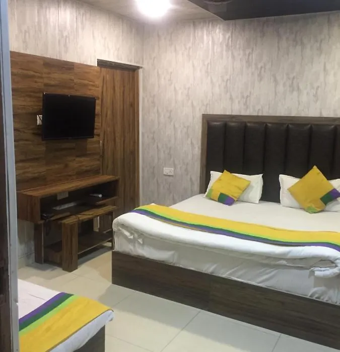 Fabhotel Dm Residency-1