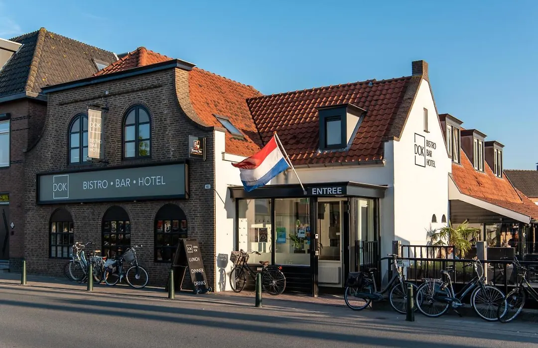 Bar-Bistro-Hotel DOK-1