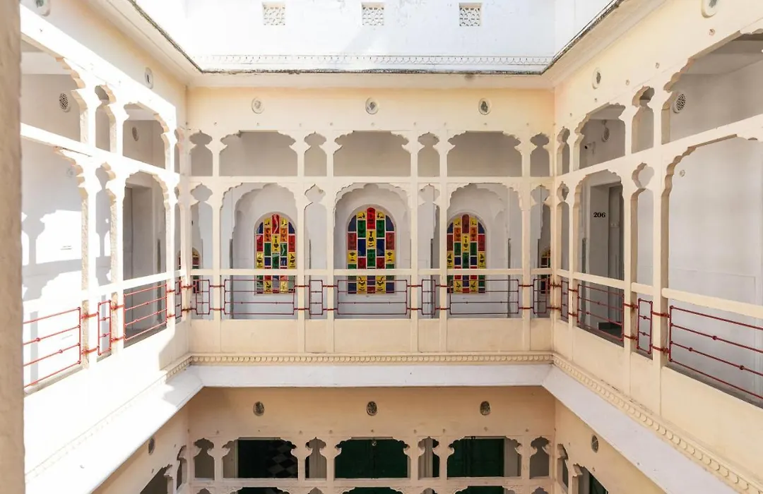 Bloom Boutique L Chelon Haveli-1