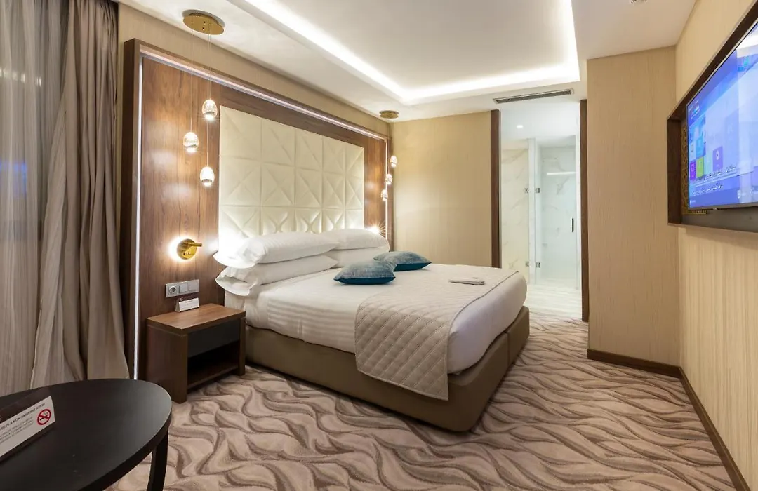 Az Hotels Grand Oran-1