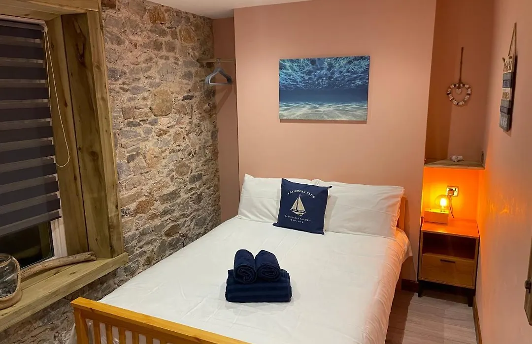 Island Lodge A Relaxed Boutique Stay Tucked Into Plymouth Historic Barbican Combining Spacious Modern Rooms With Warm Hospitality-1