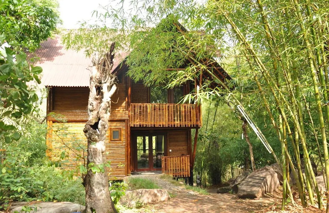 Uravu Bamboo Grove Resort-1