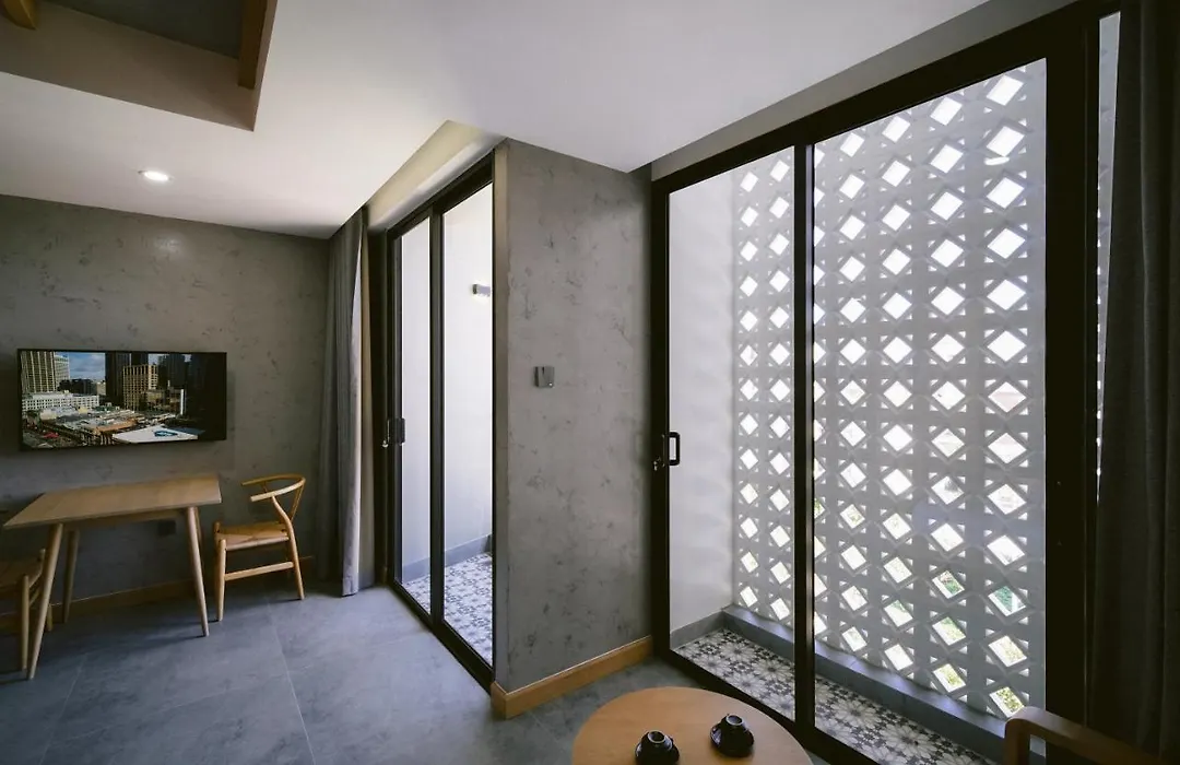 Shi House By Haviland-1