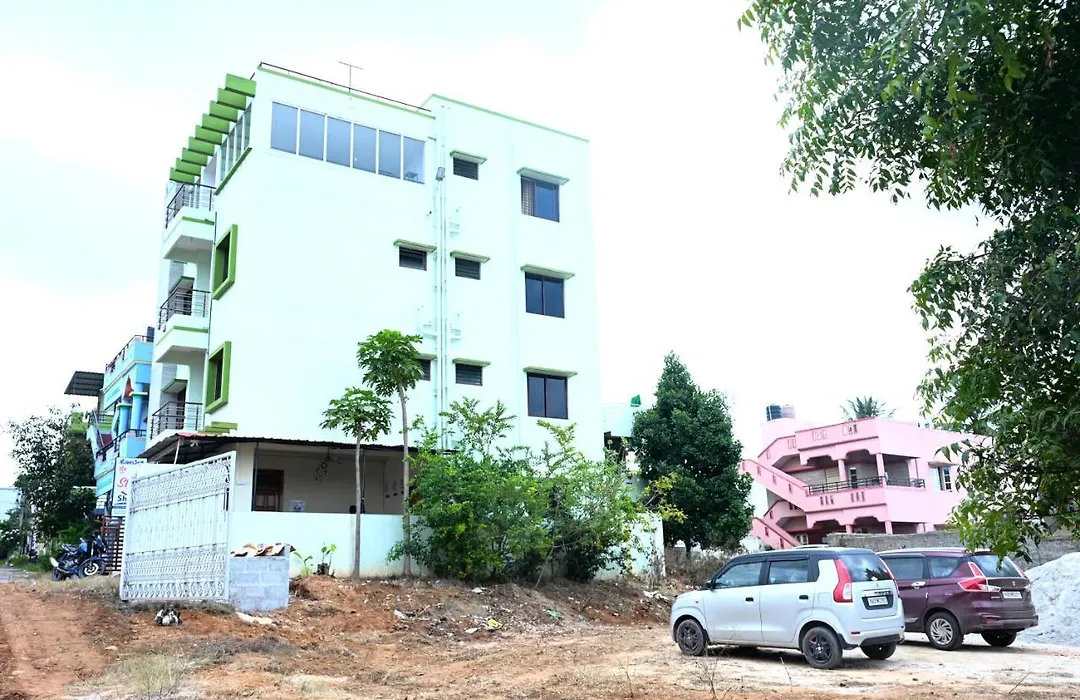 Hotel Stay Shine-1