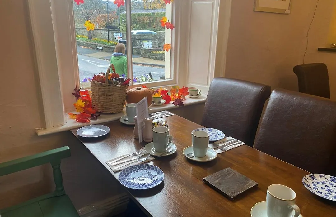 Talbot House Bed & Breakfast And Tearoom-1
