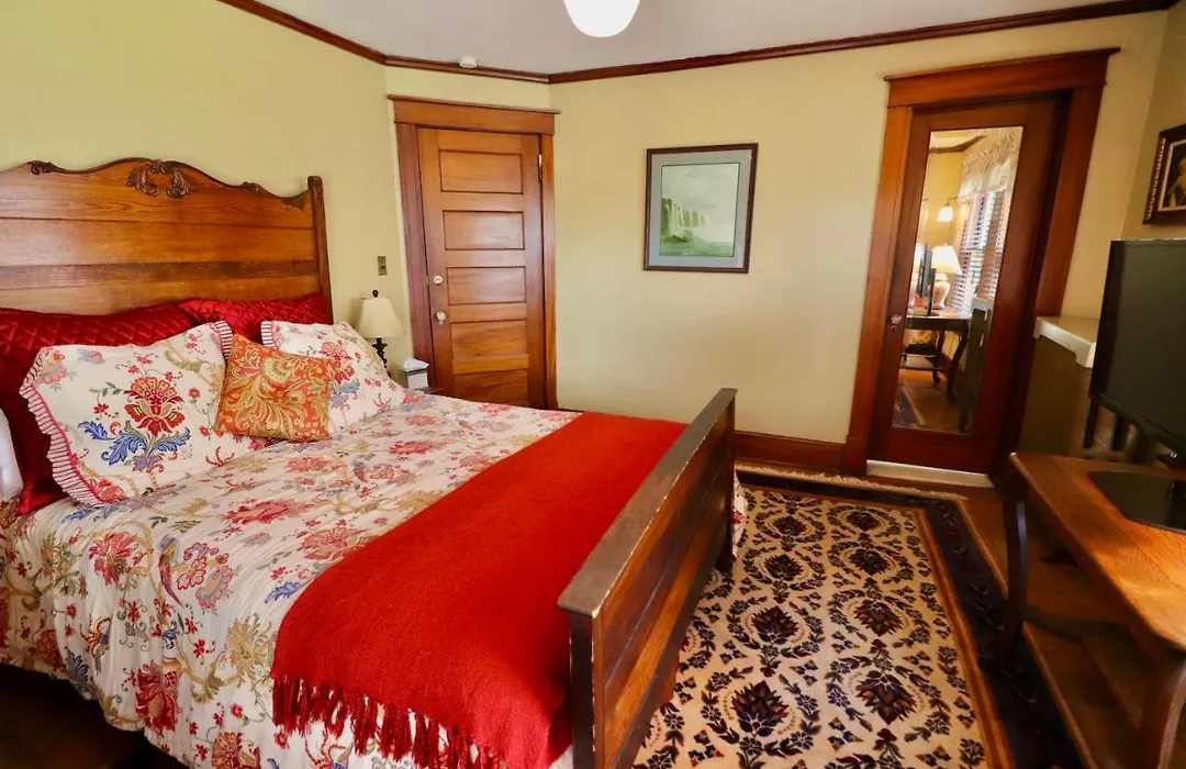 The Marshall House-1