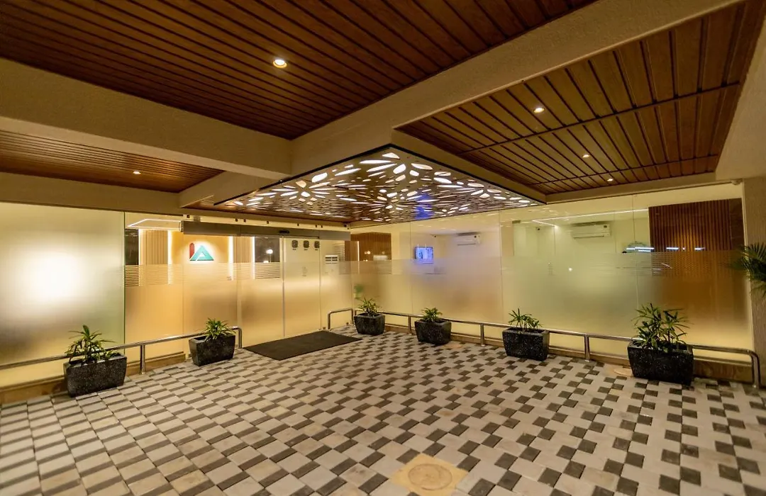 Hotel Inland Avenue-1