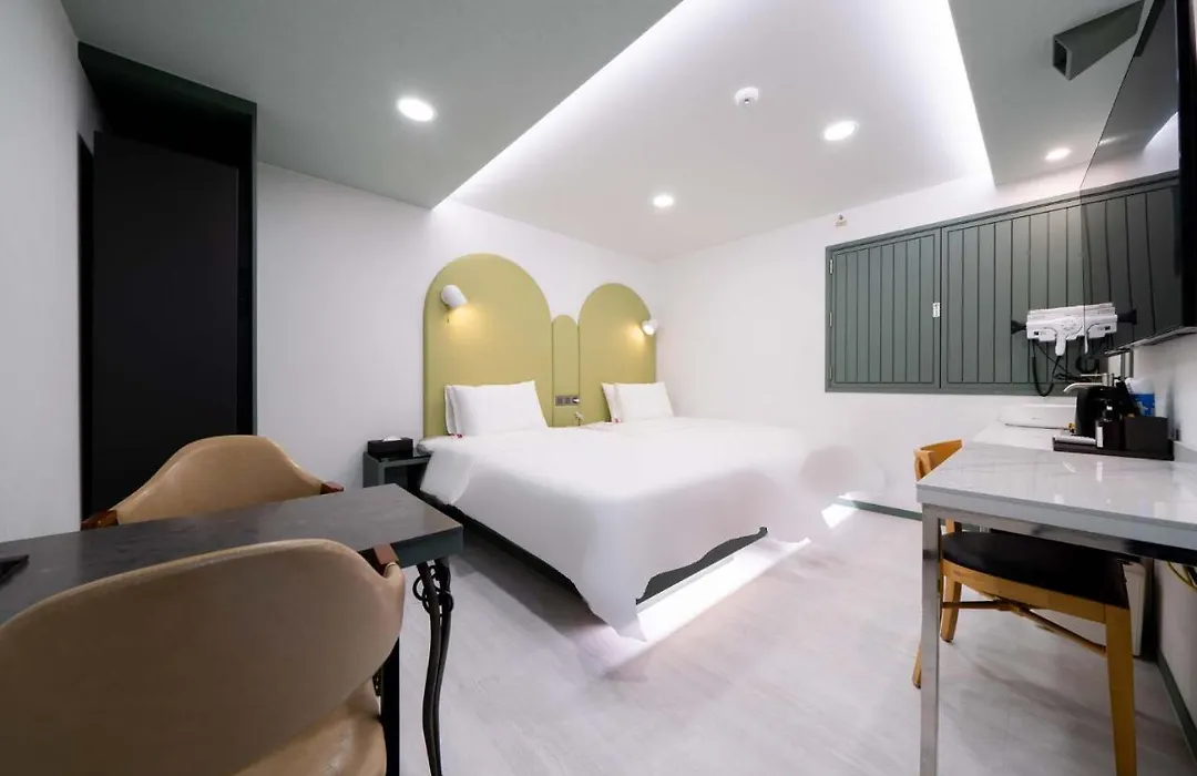 Ytt Hotel-1