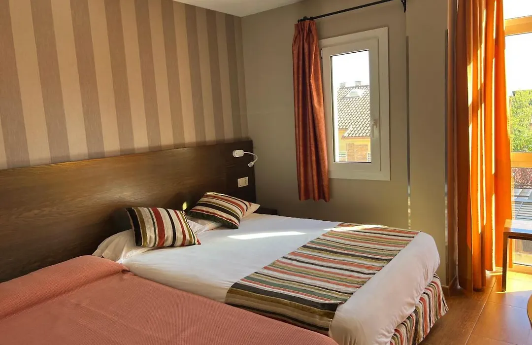 Hostal Los Coronales-1