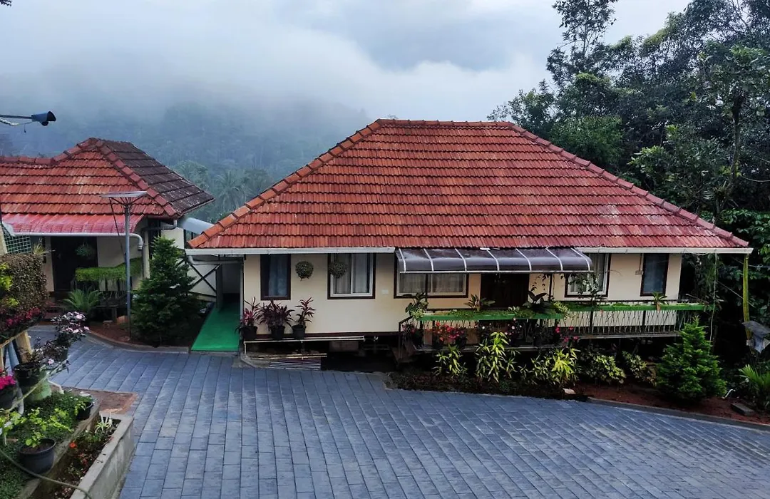 Raymond'S Holiday Homes-1