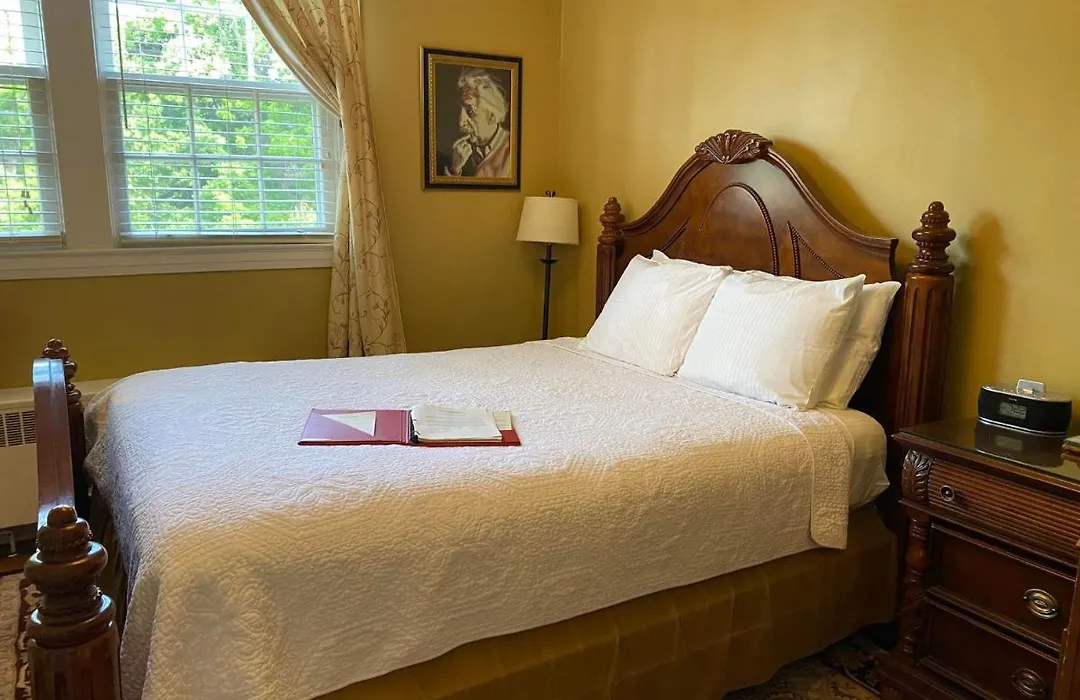 Historic Rosemont Manor-1