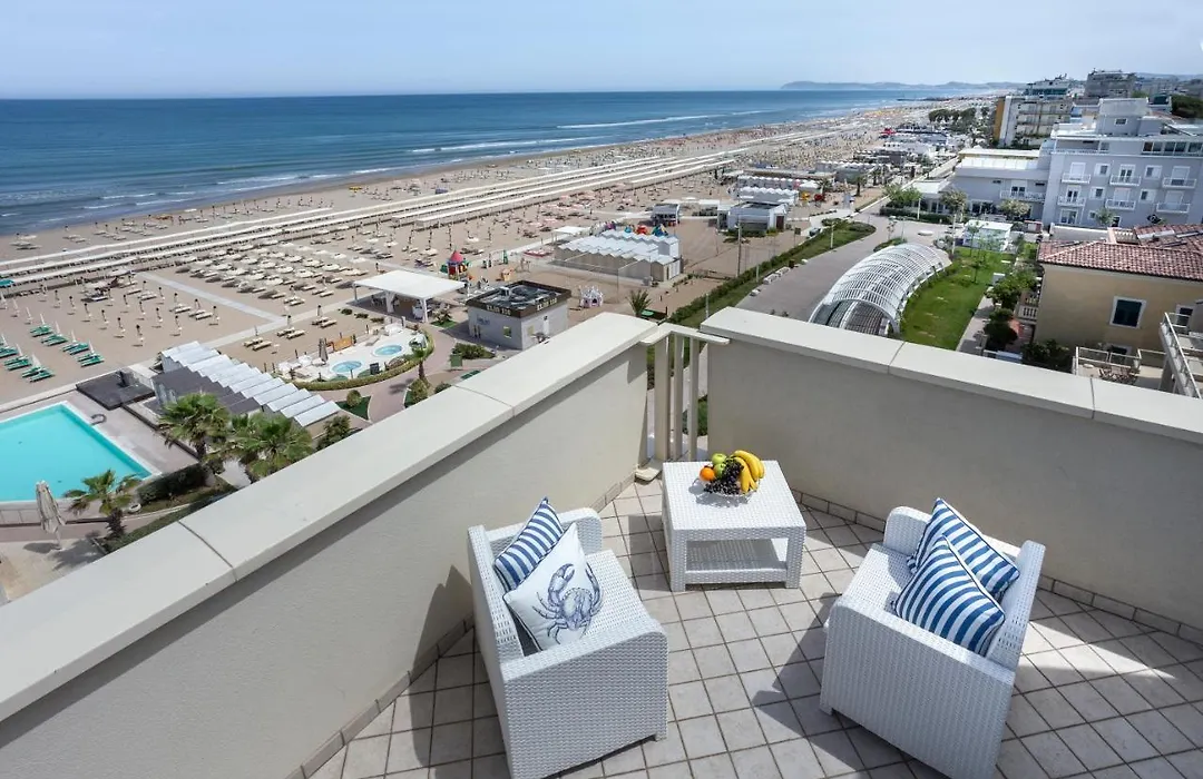 Hotel Admiral - On The Beach-1