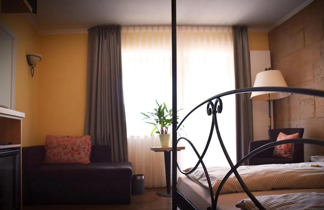 Landhotel Zur Post-1