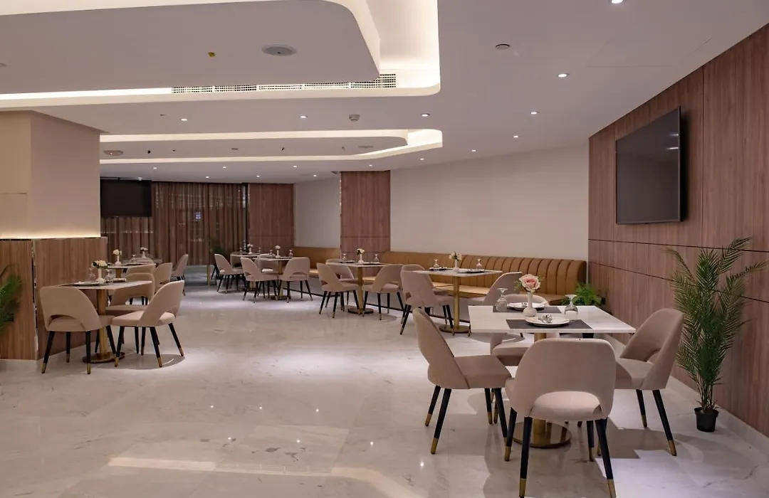 Corp Executive Hotel Doha Suites-1