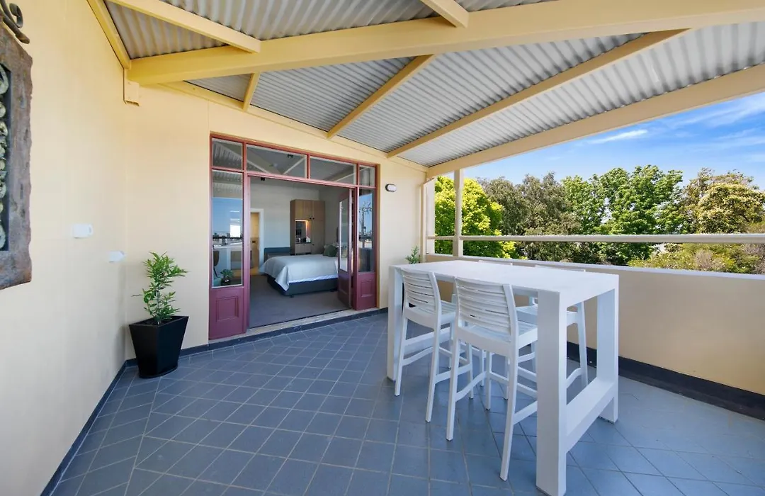 The Tanunda Club Guest Suites-1