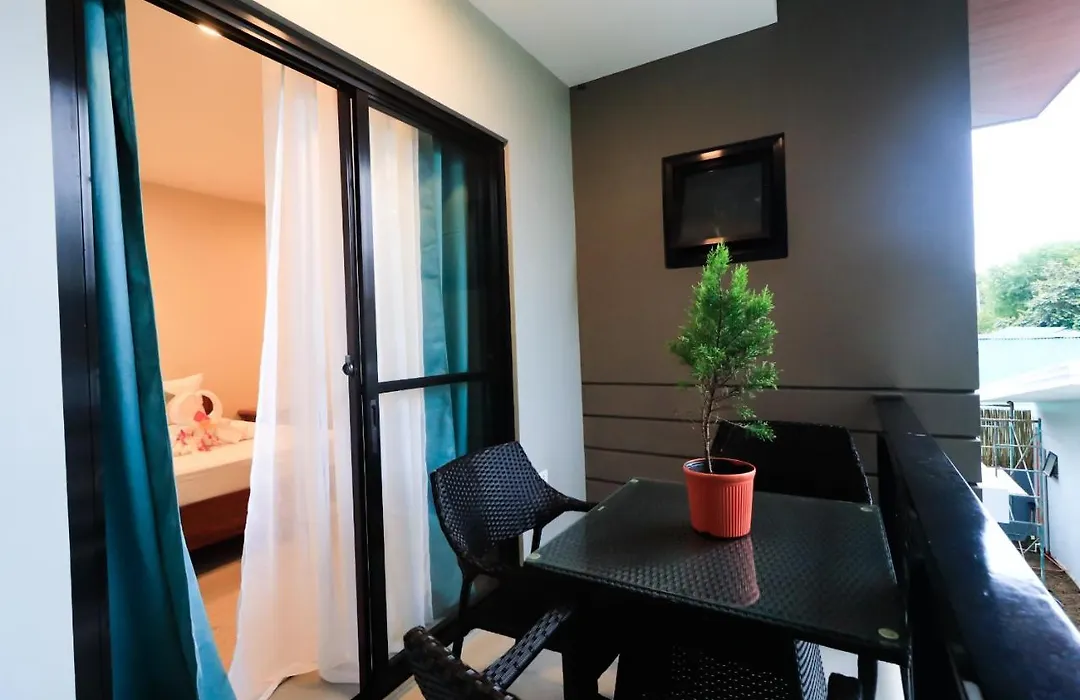 Josefina'S Tourist Inn-1