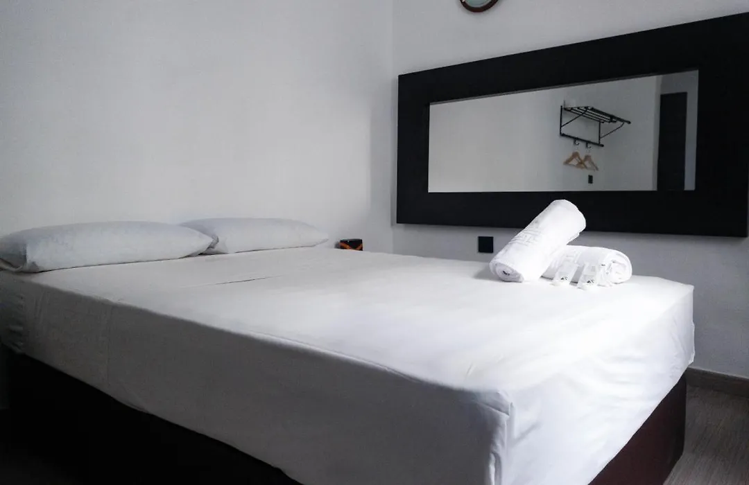 Hostal Andrea-1