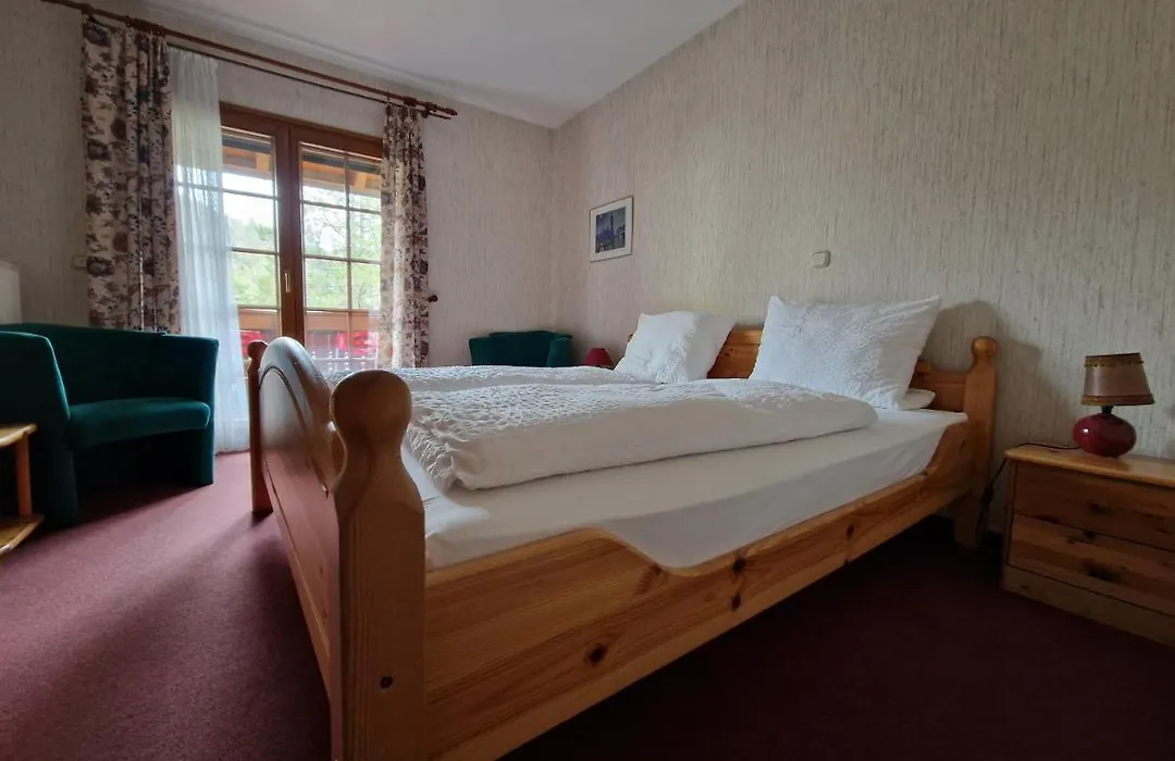 Hostel zum Löwen-1