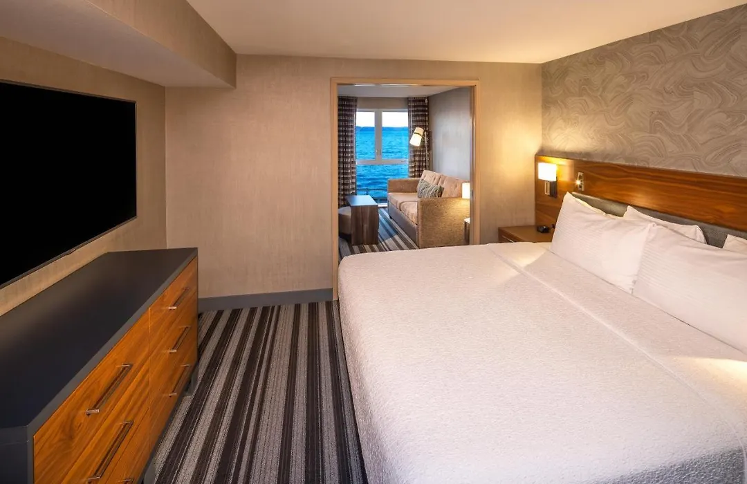 Silver Cloud Hotel Tacoma Waterfront-1