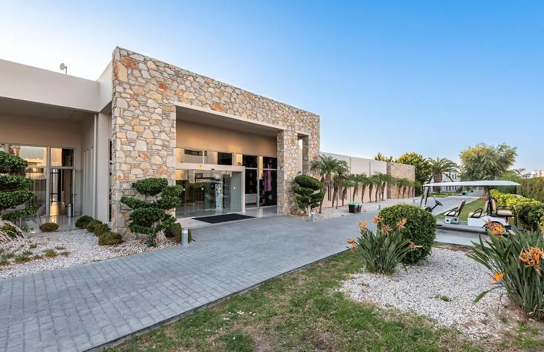 E-Geo Easy Living Resort-1