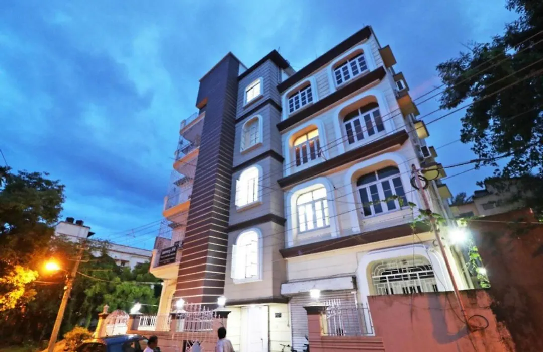 Goroomgo Hotel Manurama Ruby Kolkata-1